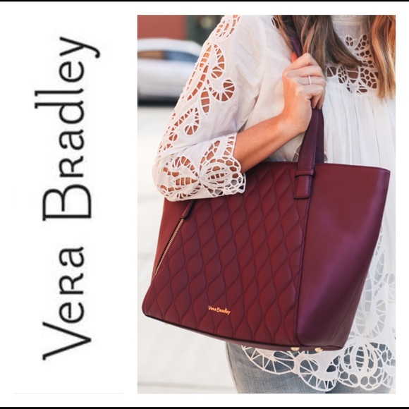 Vera Bradley Handbags - Vera Bradley Small Avery Tote